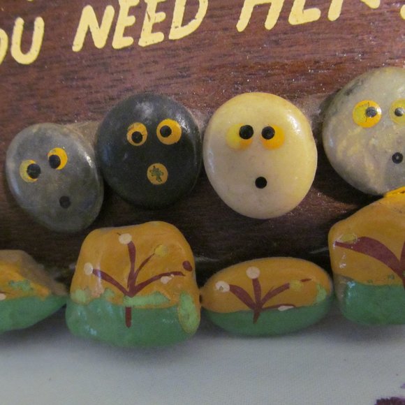 Vintage Wood Wall Plaque Grandma Always There When You Need Her ~ Rocks & Hearts - Picture 3 of 9